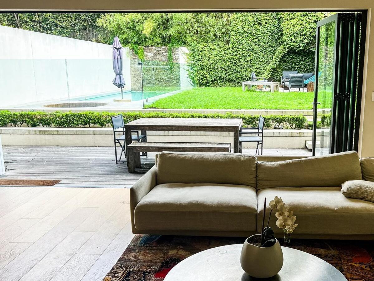 Villa Bronte Blanchfield *